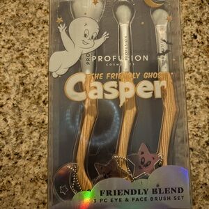 Casper makeup collection